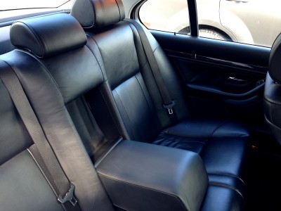 BMW525_9.jpg