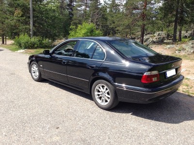 BMW525_17.jpg